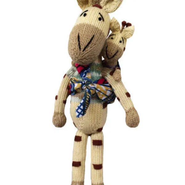 hand-knitted-mama-and-bub-giraffe-2-.webp